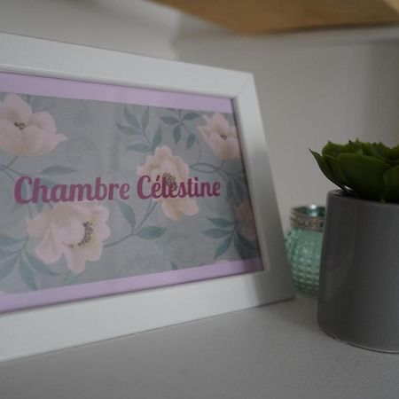 Un Dimanche Chez Julie Chambre Celestine Parthenay Exterior photo