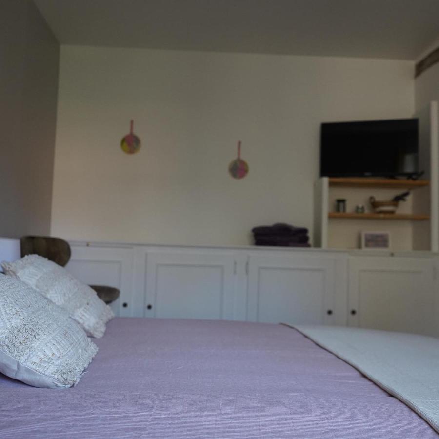 Un Dimanche Chez Julie Chambre Celestine Parthenay Exterior photo